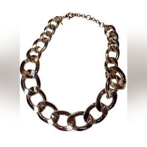 Banana Republic Bold Link Necklace